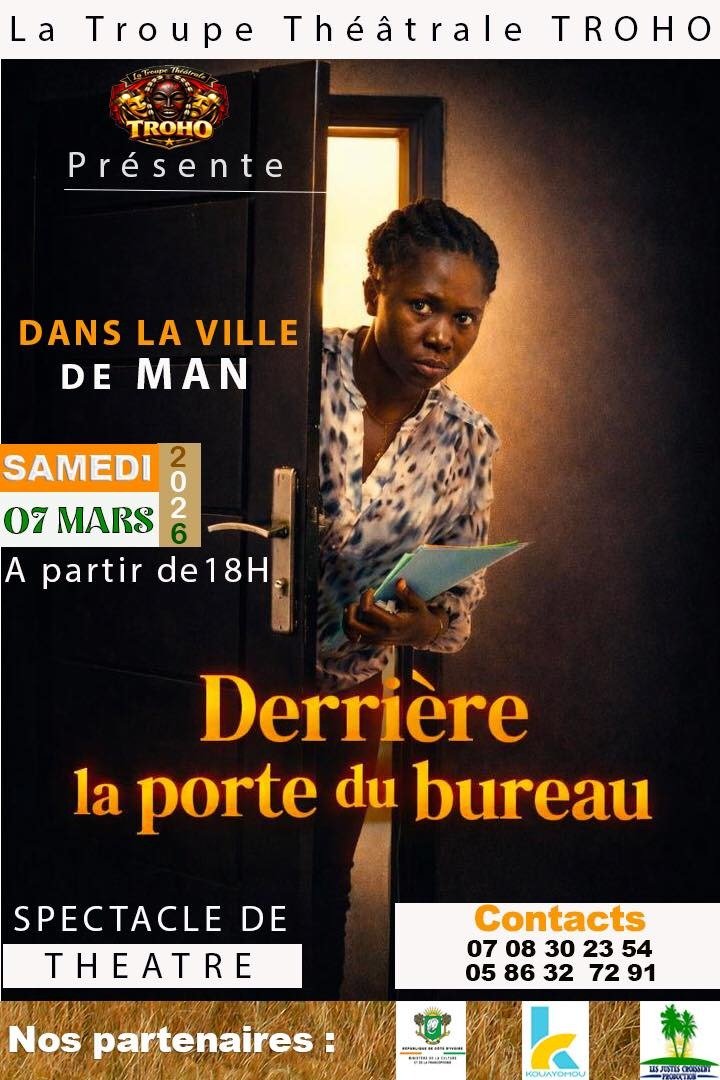 Derrière la porte du bureau